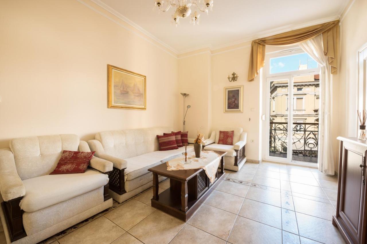 Apartments Villa Devana Opatija Exterior photo